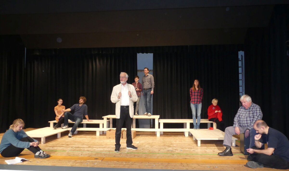 Die Theaterwerkstatt bei den Proben zu Jean Anouilhs „Antigone“.  Foto: him