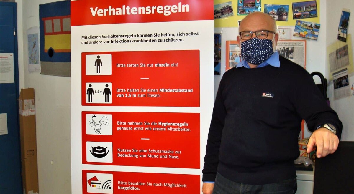 Bernhard Schirling und die Coronaregeln. Foto: pm