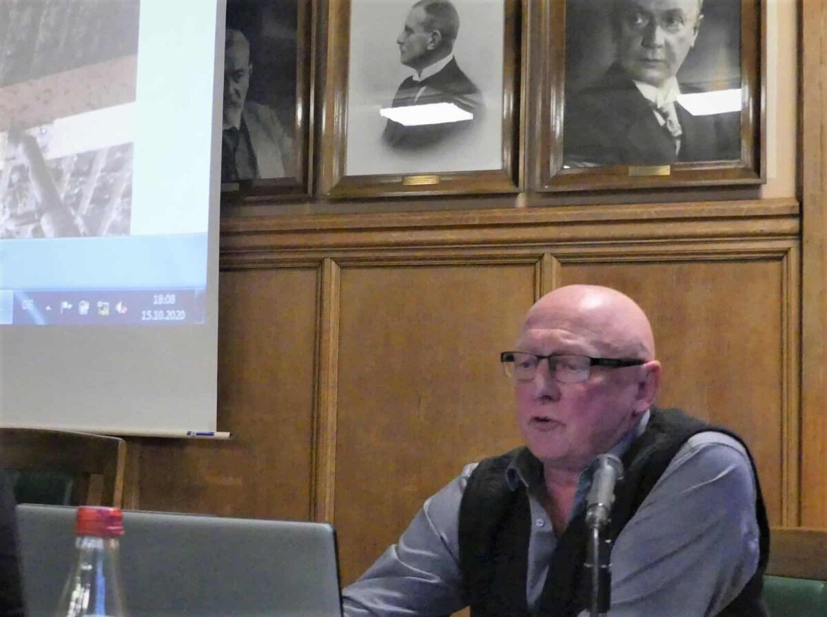 Gerhard Holzbaur berichtet im AUT. Fotos: him