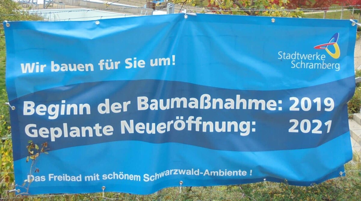 Das Eröffnungsdatum stimmt schon länger nicht mehr. Archiv-Foto: him