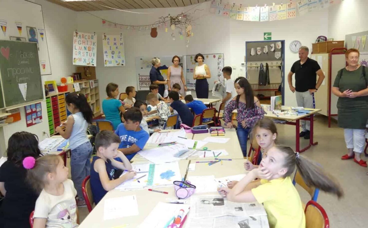 In der "Willkommensklasse" der Berneckschule. Foto: him