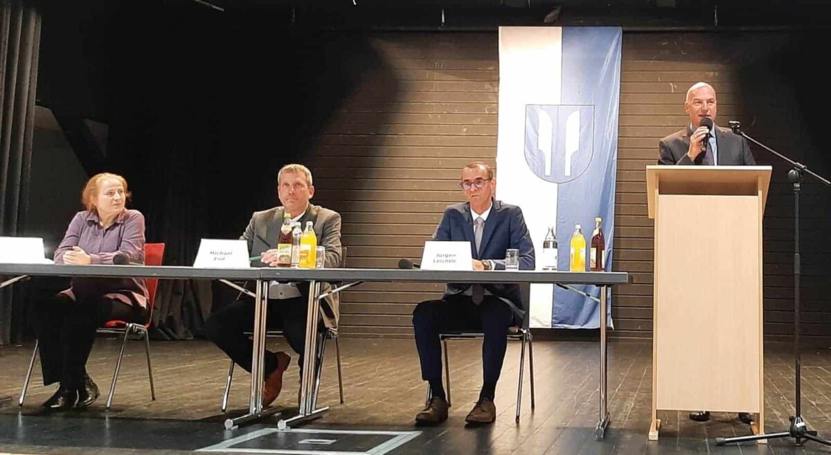Sibylle Zerr, Michael End und Jürgen Leichtle bewerben sich um die Nachfolge von Lauterbachs Bürgermeister Norbert Swoboda (von links). Foto: sra