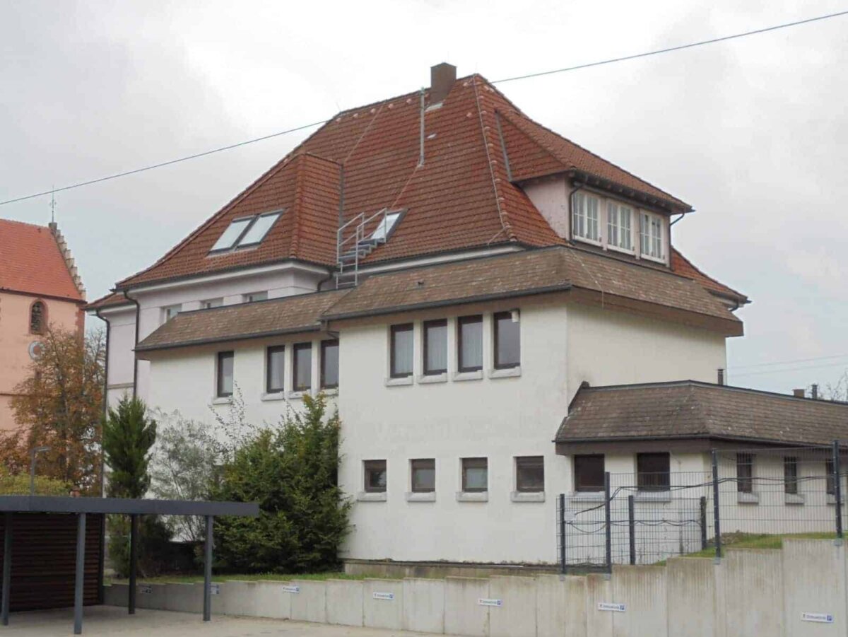 Kirchplatzschule Sulgen mal aus einer anderen Perspektive. Archiv-Foto: him