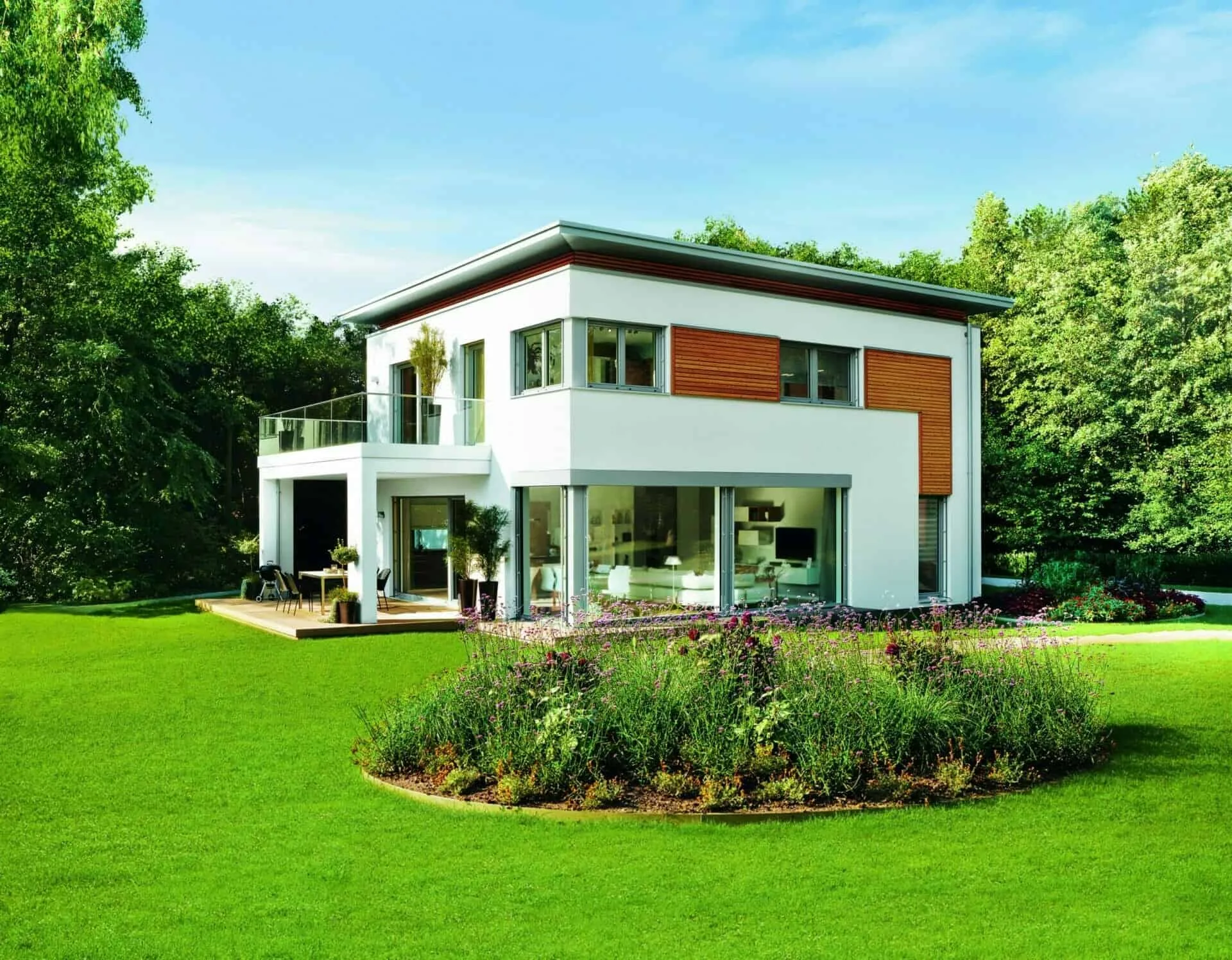 Neubau, Komplettsanierung oder Heizungstausch – ganz neue oder aktualisierte Förderprogramme stehen in den Startlöchern. (Foto: WeberHaus)