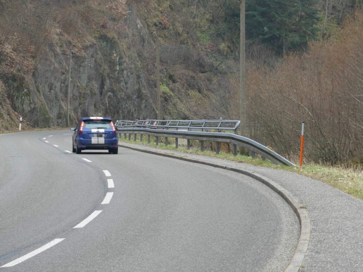 Kein Radweg im Bernecktal: Land  zahlt nix. Foto: him