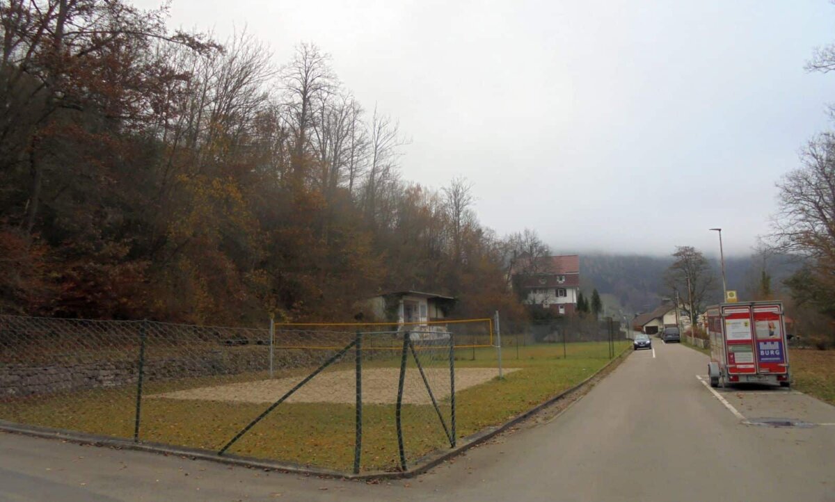 "Planie am Sonnenberg": Nach Jahrzehnten im Dornröschenschlaf möchte ein Investor dieses Filetgrundstück mit Mehrfamilienhäusern bebauen. Archiv-Foto: him