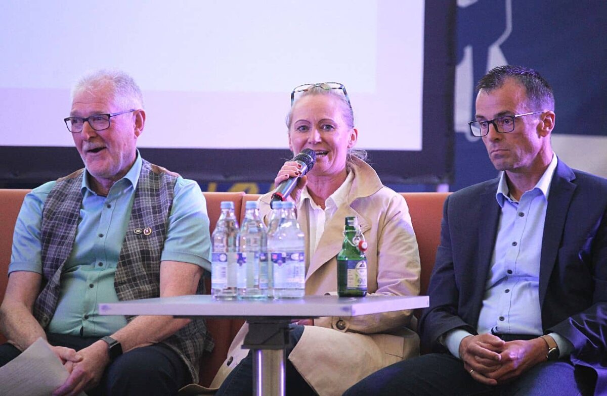 GK8F3949a_Karl-Heinz-Werner-Kerstin-Kuehn-Stefan-Schneider