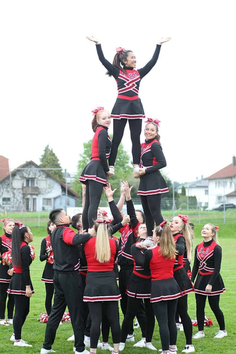 GK8F4023a_Cheerleaders-bei-ihrem-Auftritt