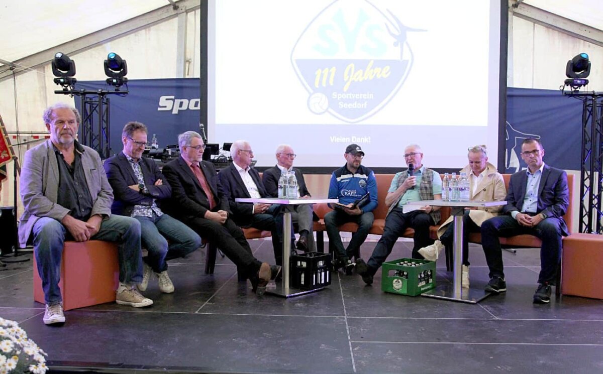 IMG_6486a_Teilnehmer-der-Talkrunde