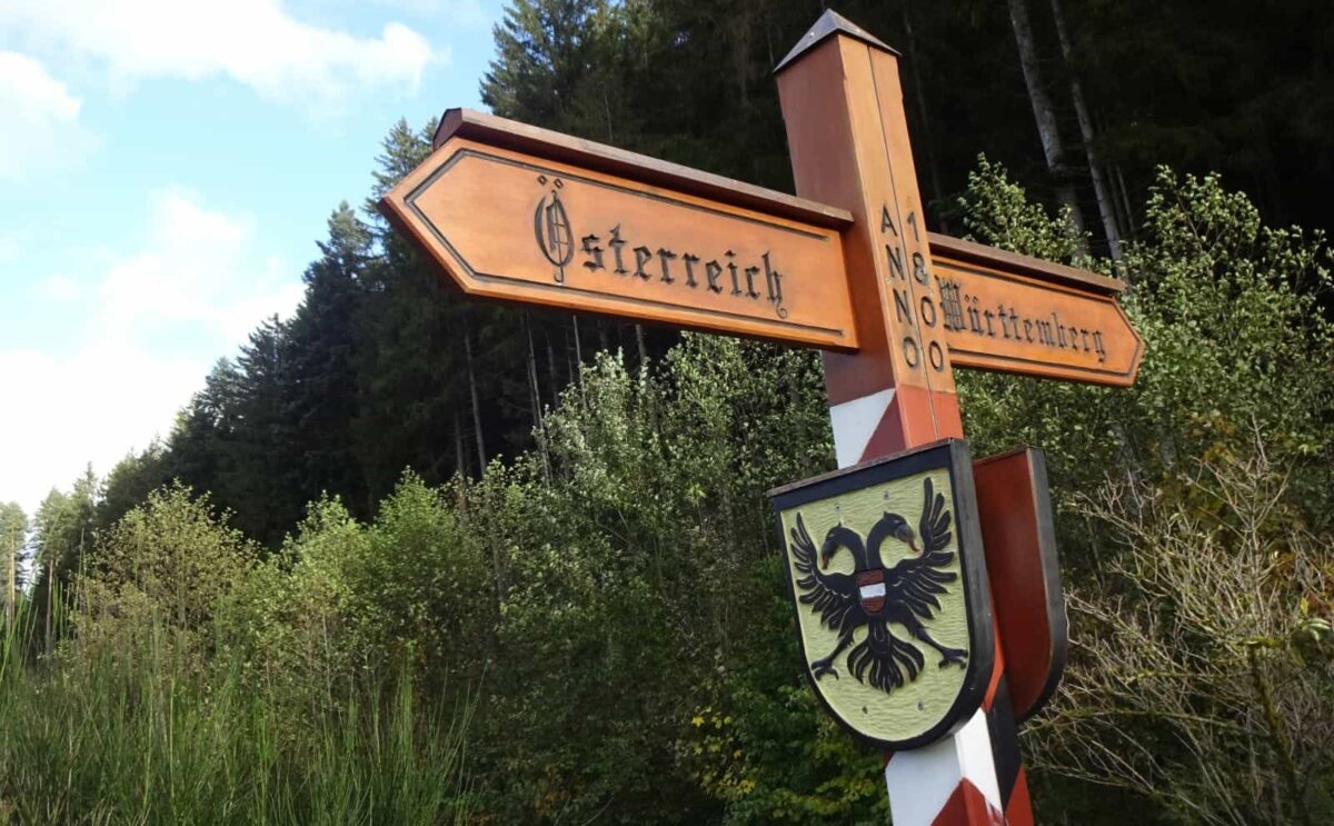 Dorfblickrunde Tennebronn Eröffnungrem dk 271023 (25)