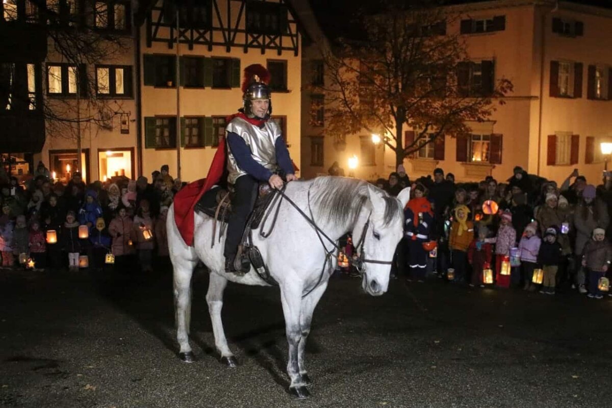 Sankt Martin hoch zu Ross
Fotos: Berthold Hildebrand