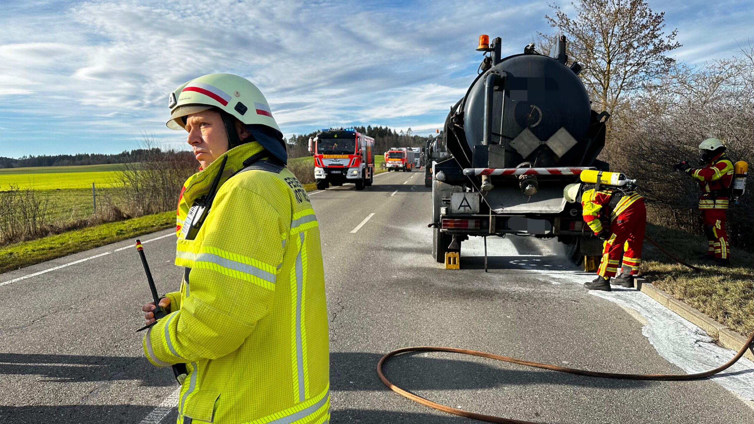 Feuerwehreinsatz B14 Bei Rottweil Gesperrt