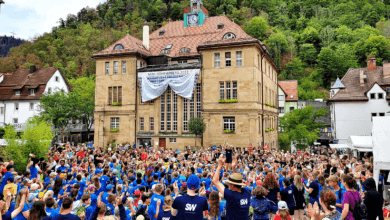 mini schramberg banner enthüllung2022 dkpm 090824
