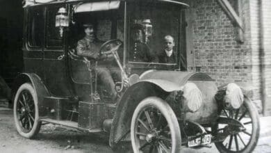 der 45 ps mercedes von fabrikant paul landenberger war eines der ersten autos in schramberg (um 1905)