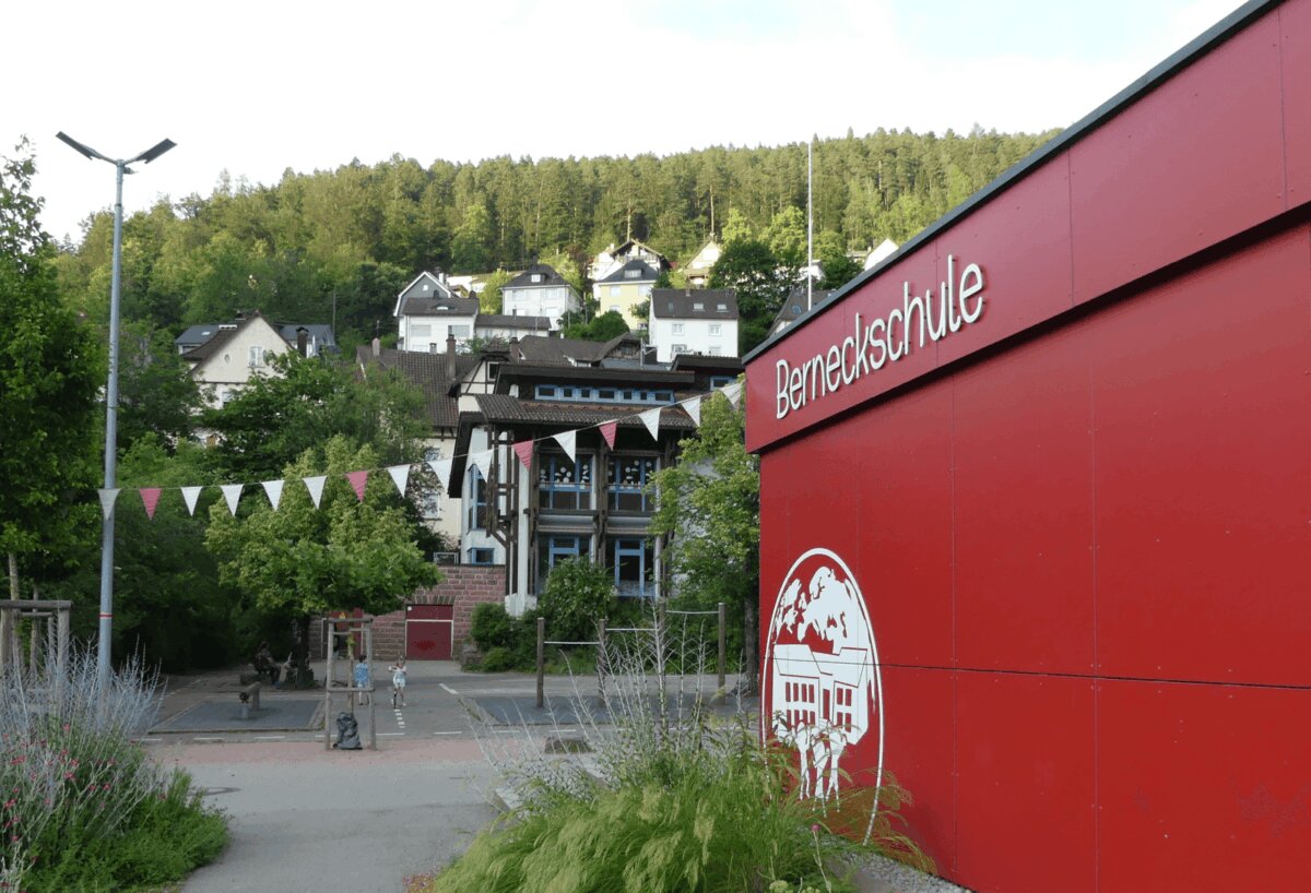 Eltern an der Berneckschule machen Druck. Foto: him