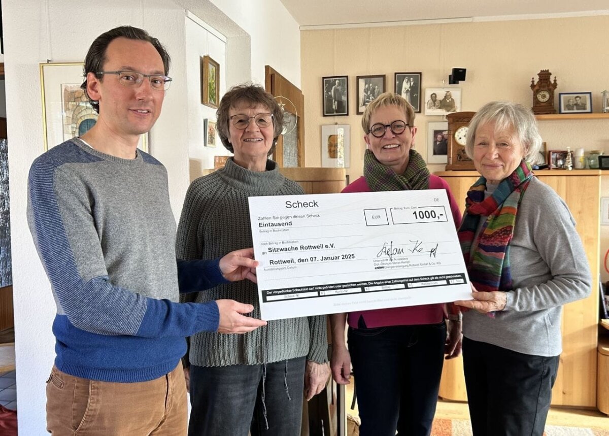 Von links: Stefan Kempf (ENRW), Ursula Deiber, Sibylle Schumacher, Monika Blank (alle Sitzwache Rottweil e.V.). Foto: pm