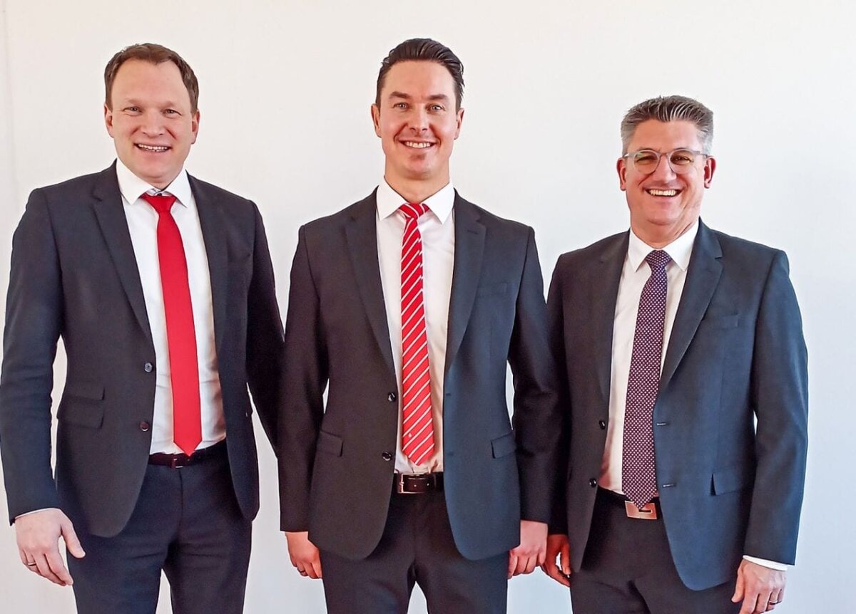 Von links: Daniel Rühle (Mitglied des Vorstands), Matthias Bechtold (Direktor Private Banking), Christian Kinzel (Vorsitzender des Vorstands). Foto: KSK