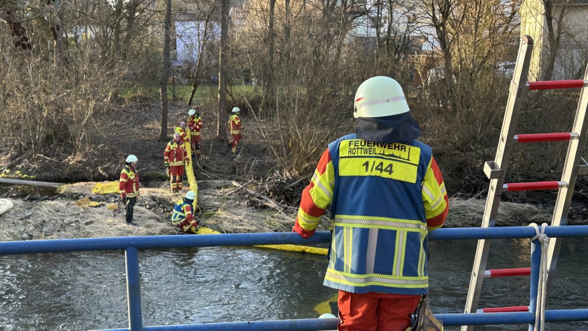 Einsatz am Neckar in Rottweil. Foto: gg
