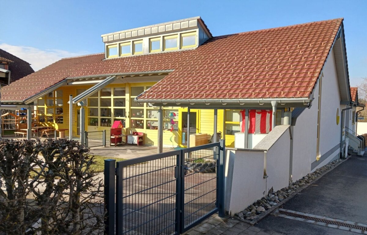 Sanierungsbedarf am St. Gallus-Kindergarten in Heiligenbronn. Foto: him