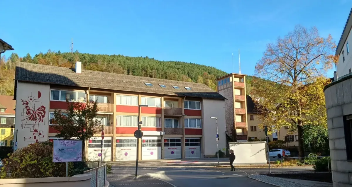 Das Feuerwehrgerätehaus in Schramberg-Tal erfüllt die modernen Erfordernisse nicht mehr. Foto: him