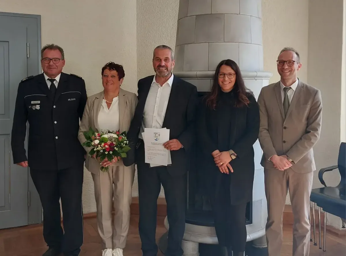 Bei der Einweihung (von links): Polizeipräsident Uwe Stürmer, Margit und Michael Gerg, die Bürgermeisterin der Stadt Rottweil, Ines Gaehn, und Kriminaldirektor Simon Bihl. Foto: pm