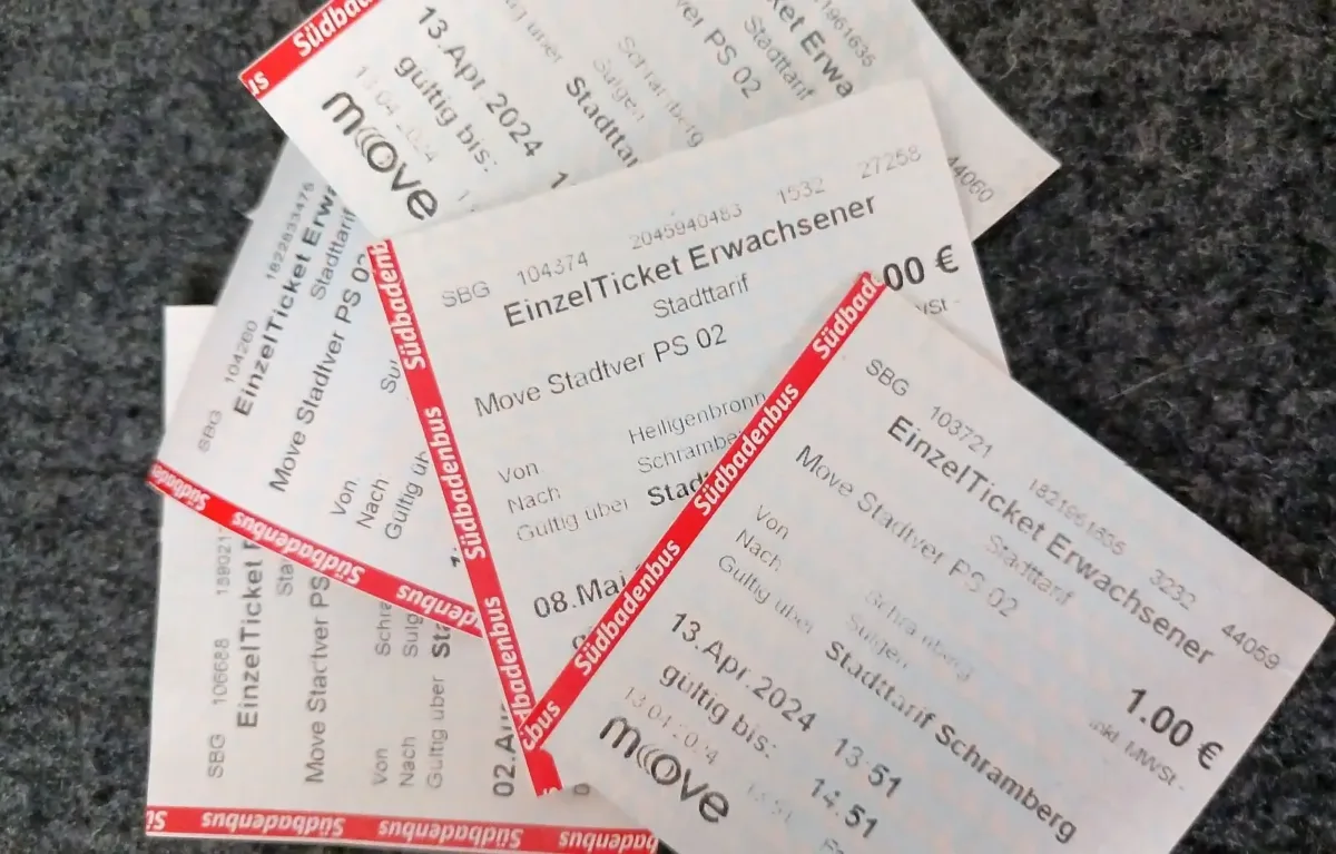 Ein Erfolg: das Schramberger Ein-Euro-Ticket. Foto: him