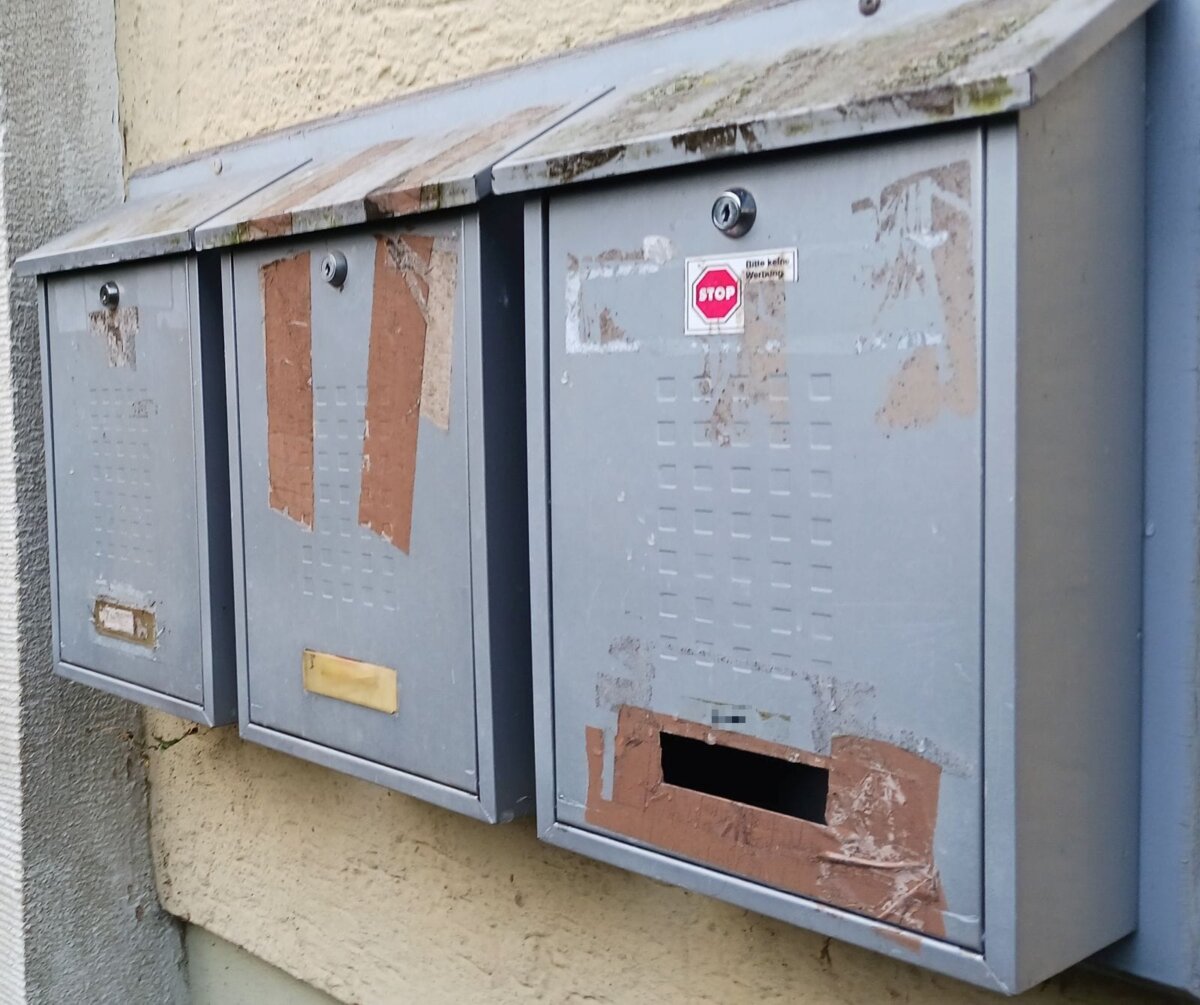 Probleme mit unbeschrifteten Briefkästen möchte die Stadt nun über die Polizeiverordnung lösen. Foto: him