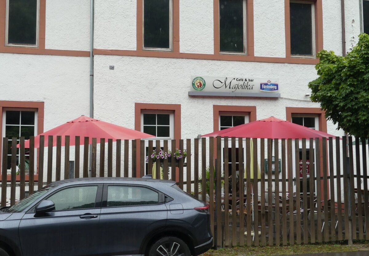 Die Café-Bar Majolika an der Schiltachstraße bleibt  ohne Betreiber. Archiv-Foto: him