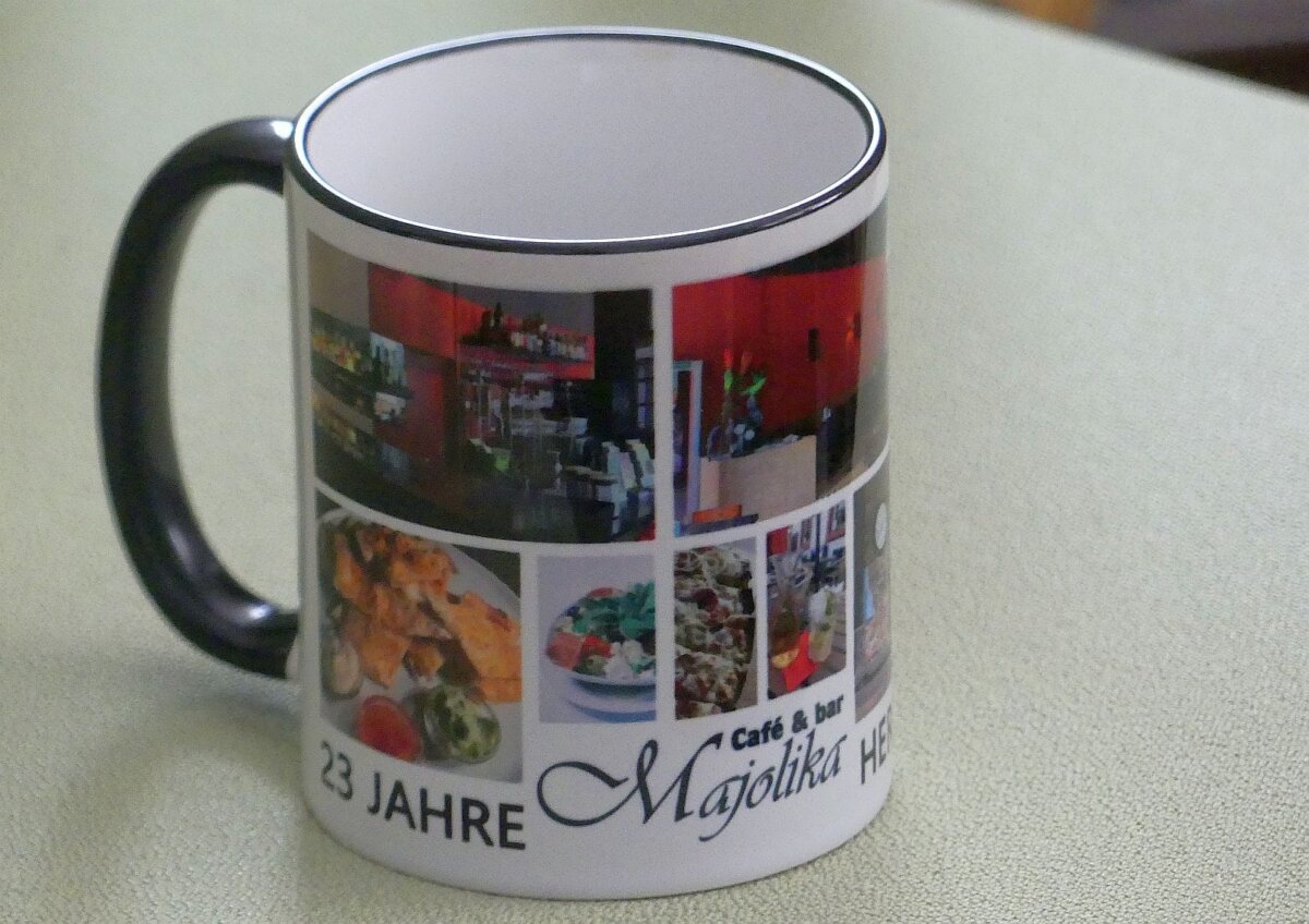 Zum Abschied gabs noch eine Erinnerungstasse. Foto: him