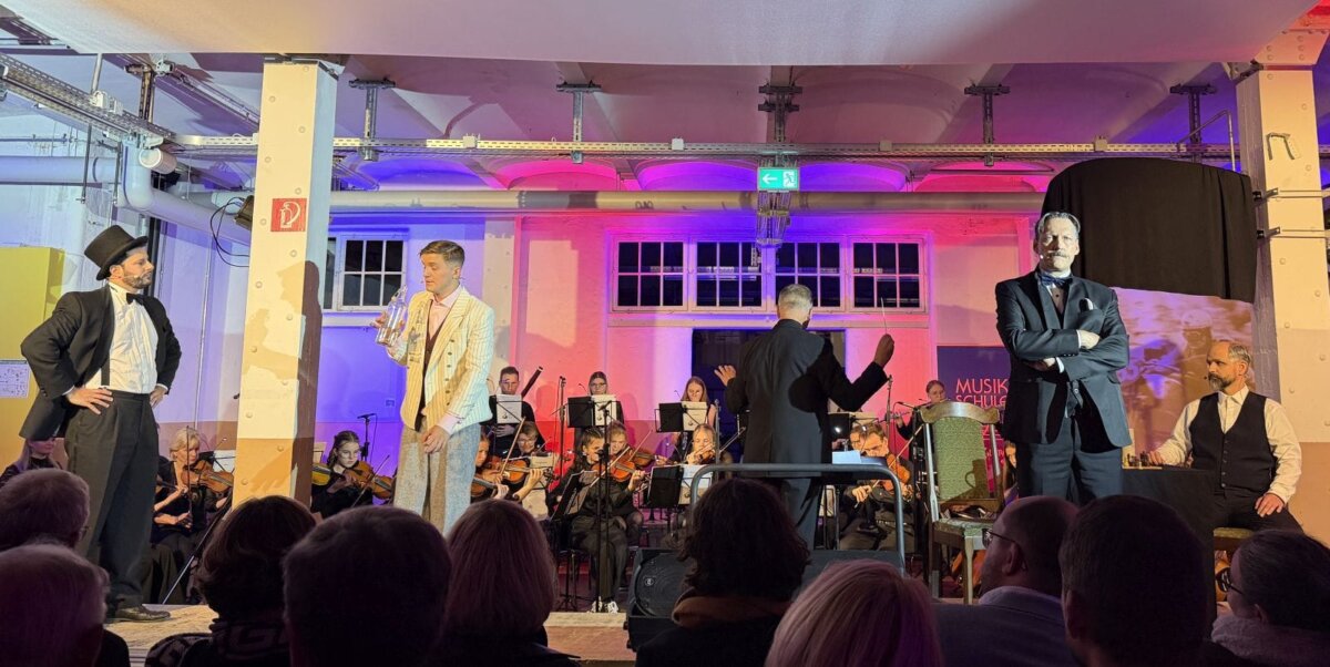 Großer Abend in der H.A.U.: Foto: Matthias Seckinger