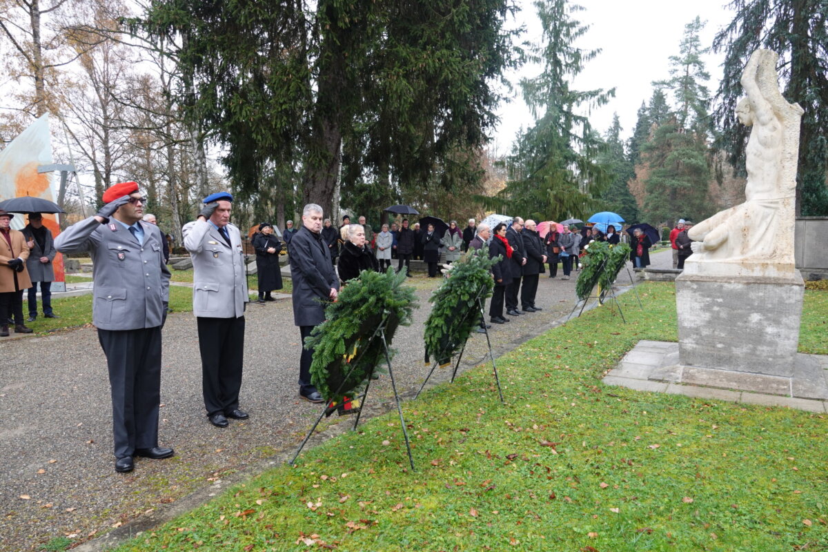 Gedenken am Volkstrauertag auf dem Ruhe-Christi-Friedhof (Foto: Stadt Rottweil / Tobias Hermann).