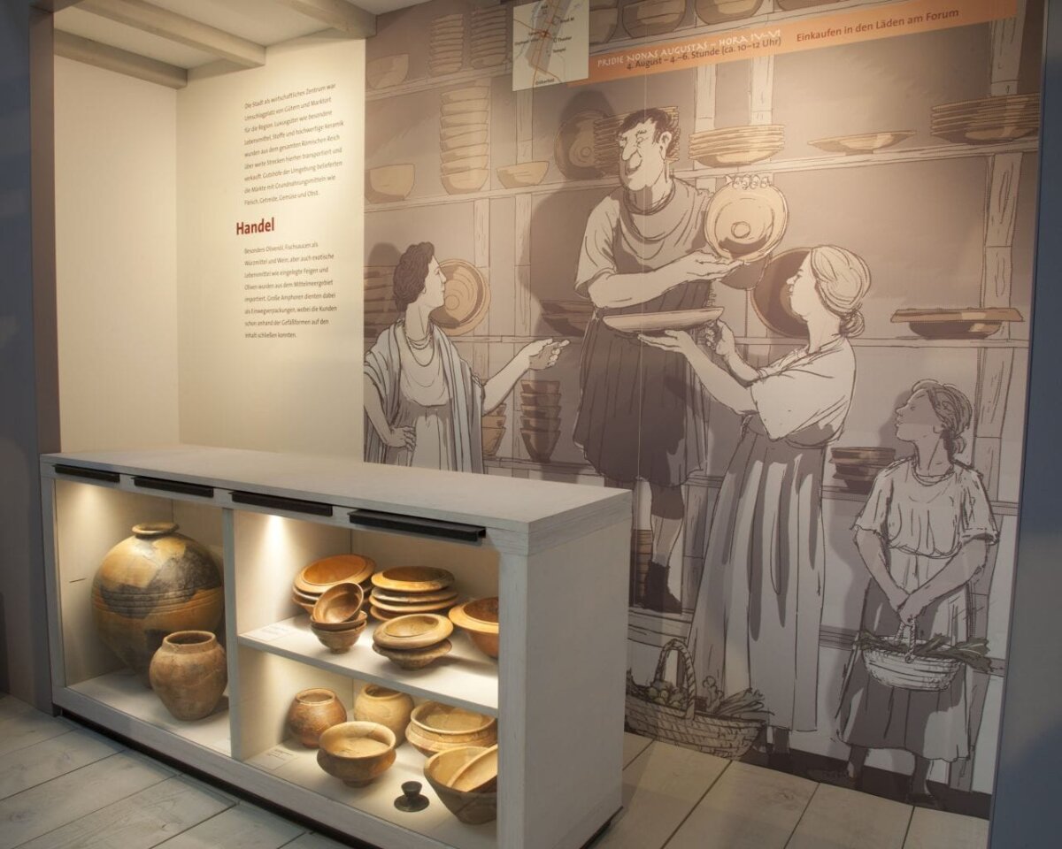 Der Alltag der römisch-germanischen Bevölkerung lässt sich in der Ausstellung gut nachvollziehen. (Foto: Städtische Museen / R. Hak)