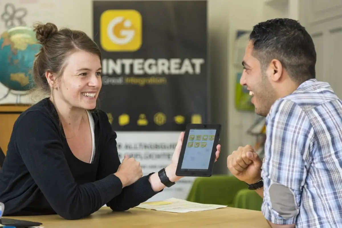 Integreat-Beratung. Foto:  Tür an Tür - Digitalfabrik gGmbH / Integreat