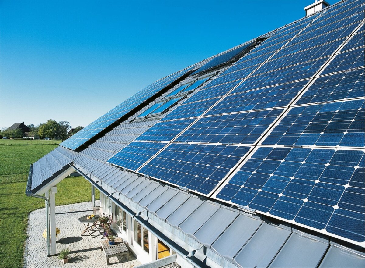 Was tun mit der alten Photovoltaik-Anlage? Das Photovoltaik-Netzwerk BW informiert dazu.
Bildquelle: triolog-freiburg