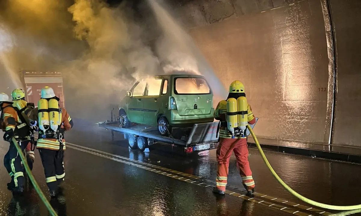 Einsatz im Schiltacher Tunnel. Fotos: Landratsamt