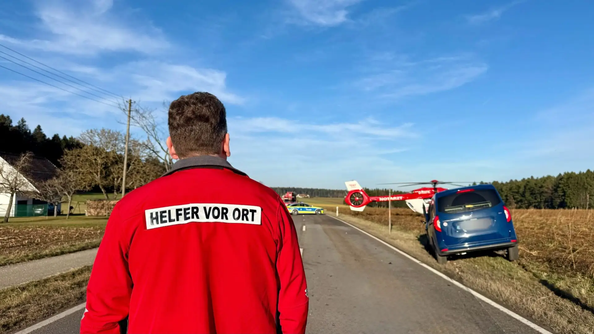 Erster Retter an der Einsatzstelle: ein Helfer vor Ort des DRK. Foto: Peter Arnegger