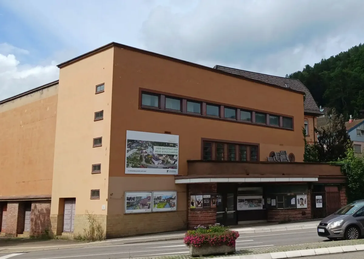 Das Lichtspielhaus hat ein Asbest-Problem. Foto: him