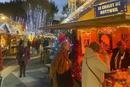 Der Rottweilstand auf dem Weihnachtsmarkt in der Partnerstadt. Fotos: Nicole & Volkmar Caduff