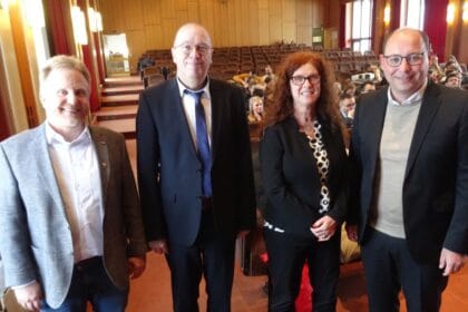 Von links: Stefan Maier, Friedrich Firnkes, Ulrike Heller und Dr. Christian Ruf. Foto: pm