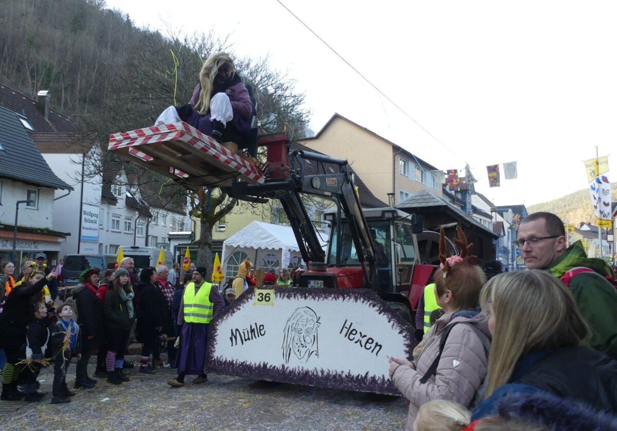 Sicherheit auch bei den Umzügen ist jetzt geregelt. Archiv-Foto: him