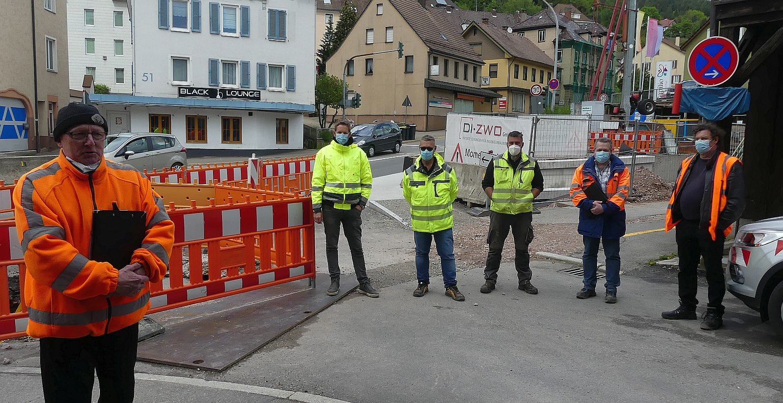 Besichtigung der Großbaustelle am Paradiesplatz im Mai 2021 mit Vertretern des Regierungspräsidiums Freiburg, der Stadt und der beteiligten Baufirmen. Archiv-Foto: him