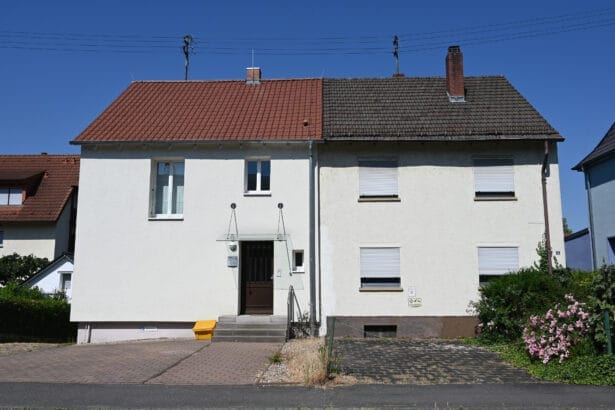 Lohnt es sich noch, ein älteres Haus zu sanieren – oder ist ein Verkauf die bessere Option? Foto: Klaus Bargheer