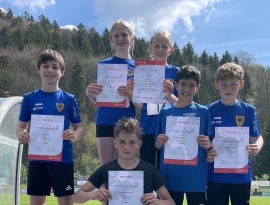 Die erfolgreichen Athletinnen und Athleten des TSV Rottweil . Foto: Susan Langenfeld