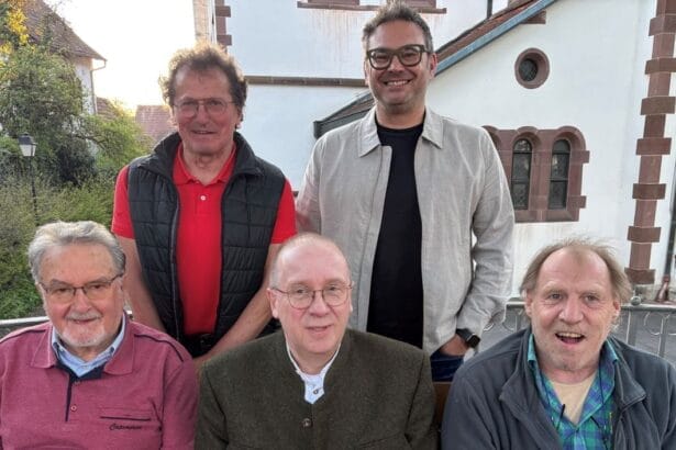Der wiedergewählte Vorstand und Ausschuss des Bürgervereins (v.l.n.r.): Raoul Lepre, Claus Peter Fehrenbach, Friedrich Firnkes, Martin Günthner und Kurt Richter. Nicht auf dem Bild: Dr. Andreas Fiebach. Foto: Bürgerverein