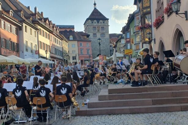 Nach den Pfingstferien starten wieder die beliebten Blasmusik-Serenaden in der Rottweiler Fußgängerzone (Foto: Stadt Rottweil / Strasser).