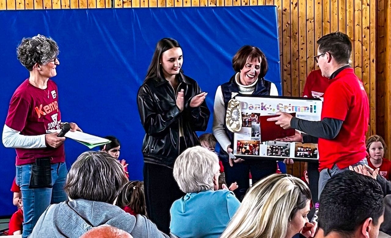 Verabschiedung von Margarete Grimm (Bildmitte). Foto: Udo Klaussner