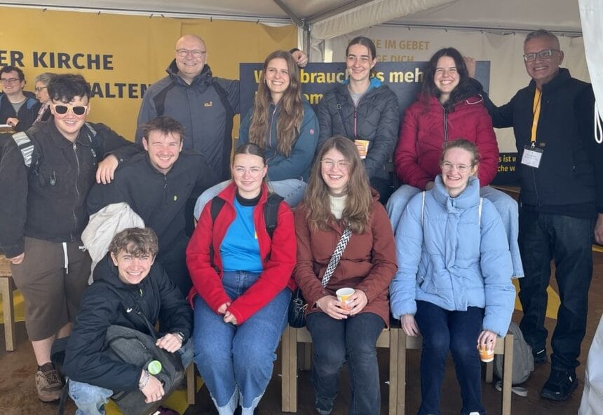 Eine Reisegruppe von Jugendlichen aus dem Kreis Rottweil war auf dem Katholikentag in Würzburg. Foto: Keller