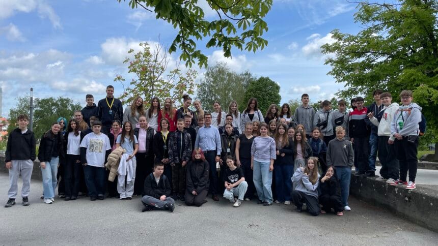 Eine Schülergruppe aus Polen war zu Gast an der Erich-Hauser-Gewerbeschule. Foto: EHG