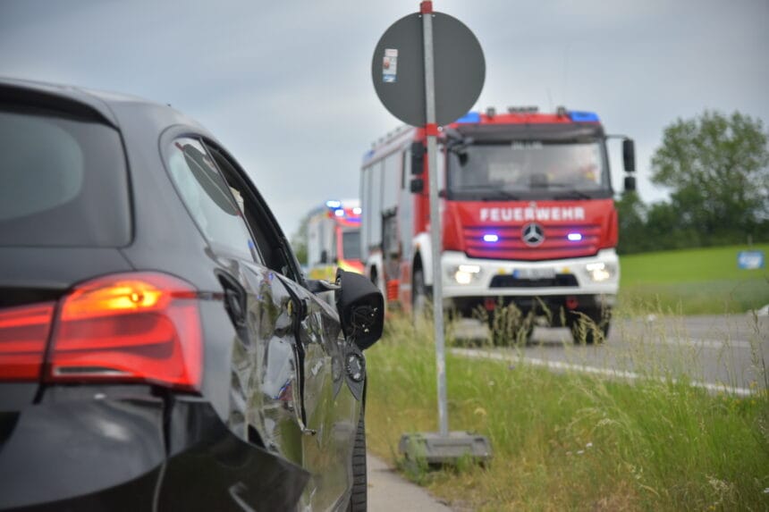 Unfall auf der B 462 bei Dunningen. Foto: Peter Arnegger