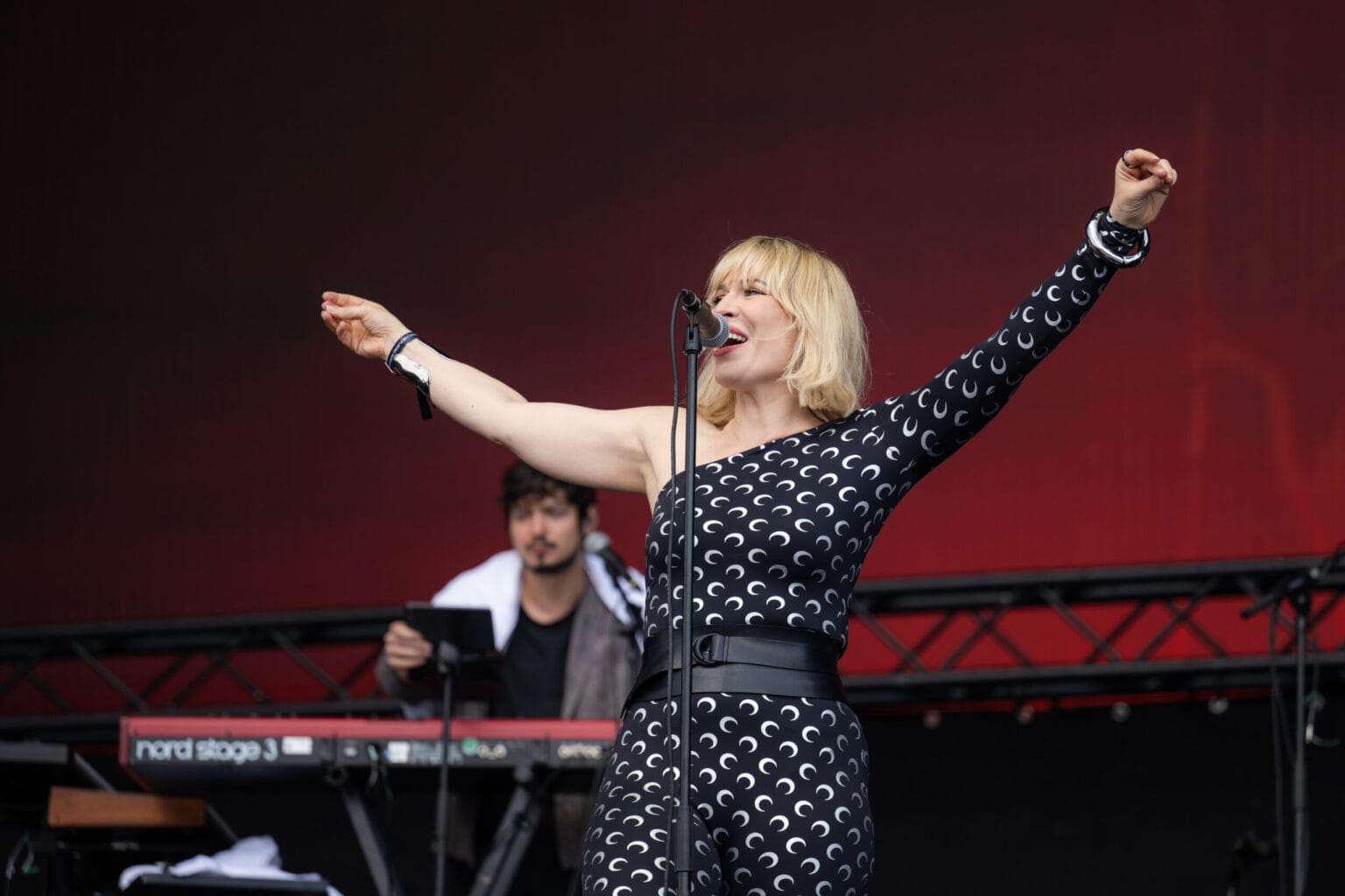 natasha bedingfield 2